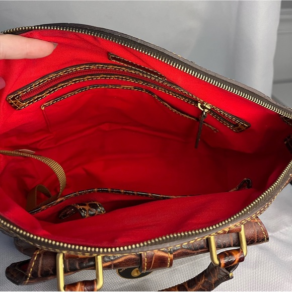 SOLD Dooney&Bourke Campbell Crocodile Embossed Brown Leather Satchel EUC - Picture 5 of 11